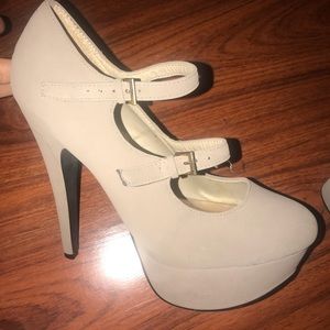 Platform heels size 8